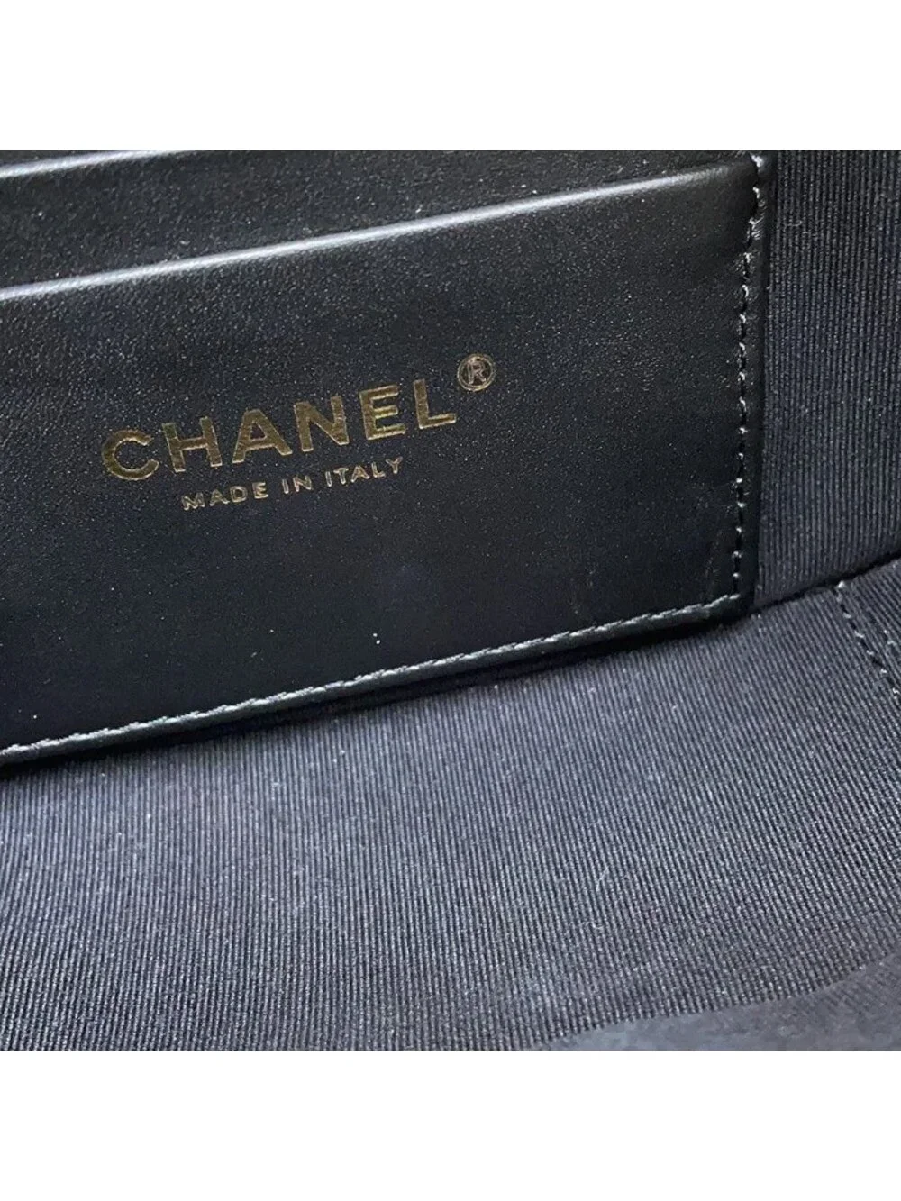 Chanel Chain Shoulder Bag Quilted CC Logo Caviar Leather White